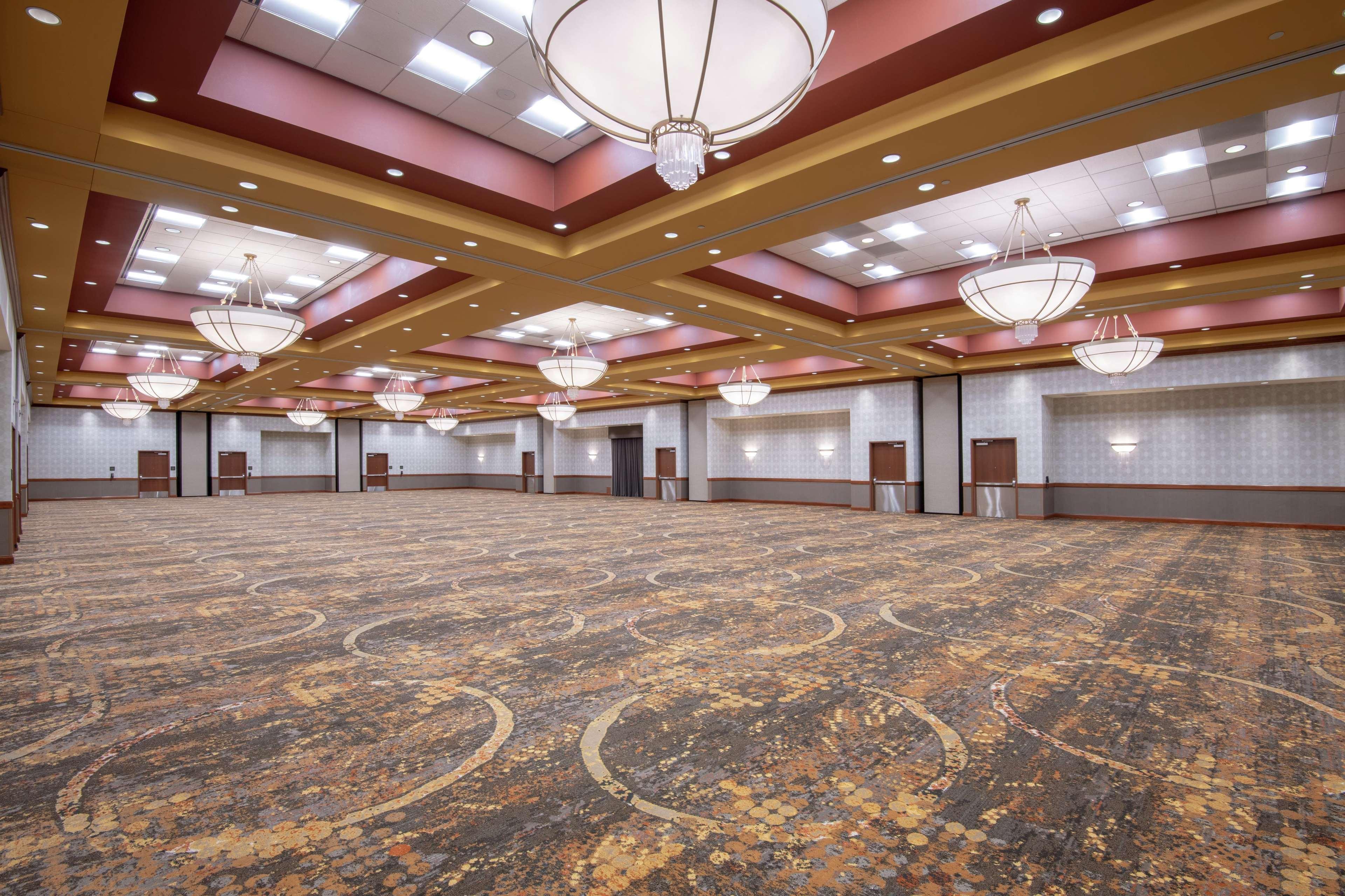 Embassy Suites Northwest Arkansas - Hotel, Spa & Convention Center Rogers Bagian luar foto
