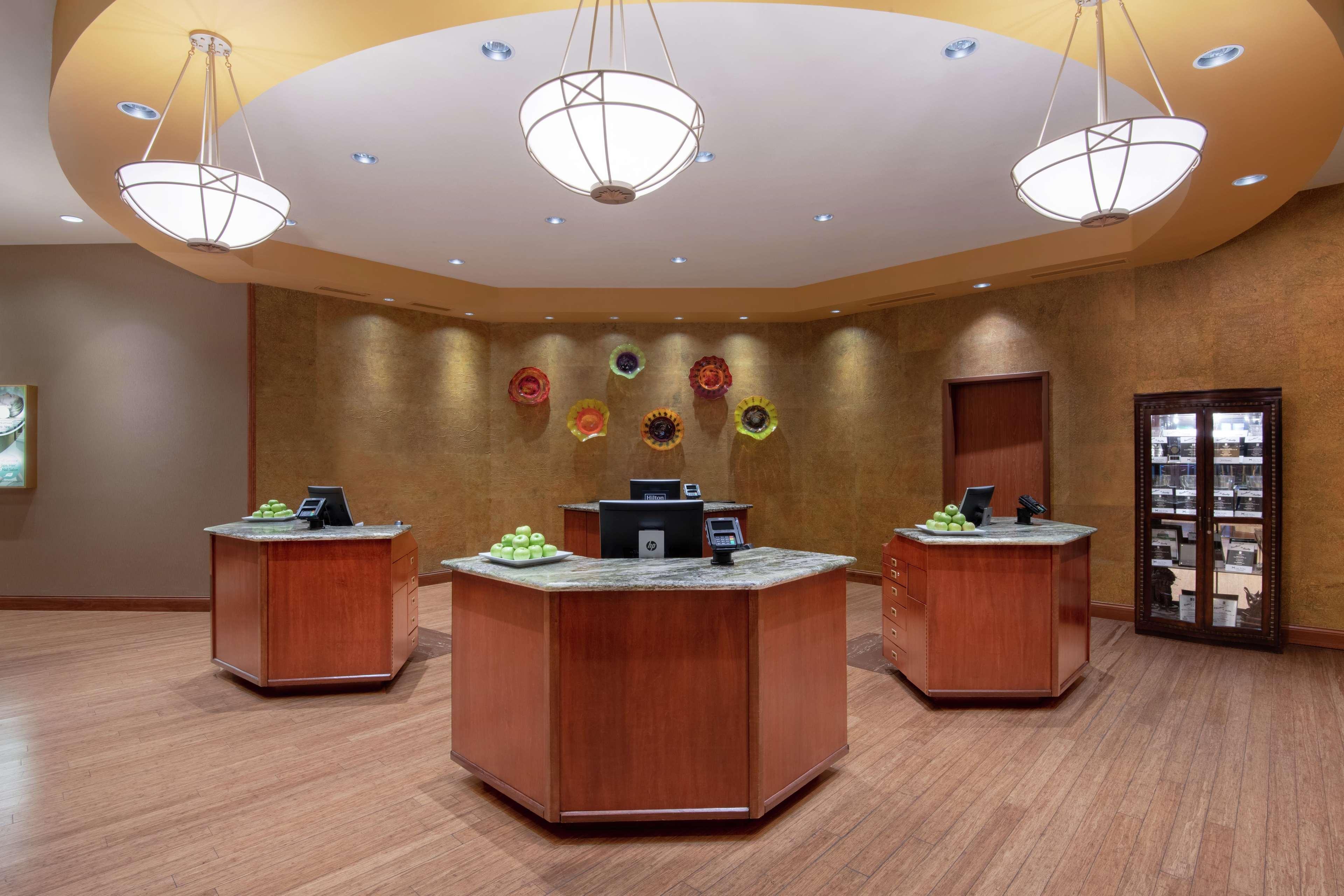 Embassy Suites Northwest Arkansas - Hotel, Spa & Convention Center Rogers Bagian luar foto