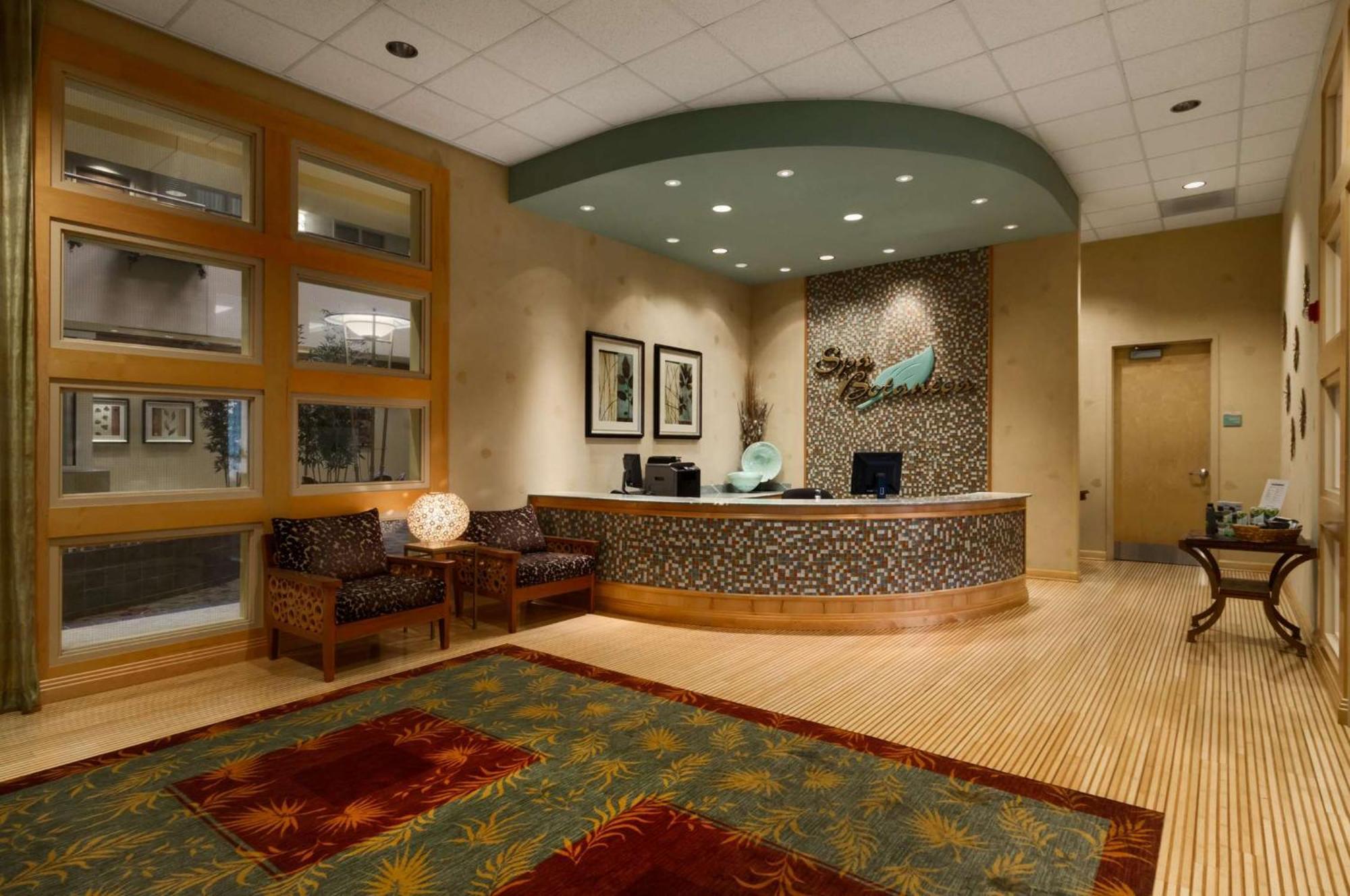 Embassy Suites Northwest Arkansas - Hotel, Spa & Convention Center Rogers Bagian luar foto